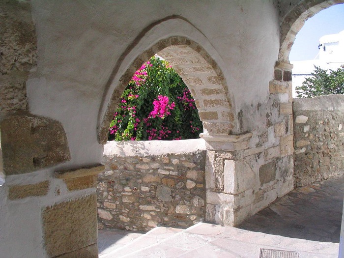 Tham quan lâu đài Naxos - Du lịch đảo Naxos Hy Lạp