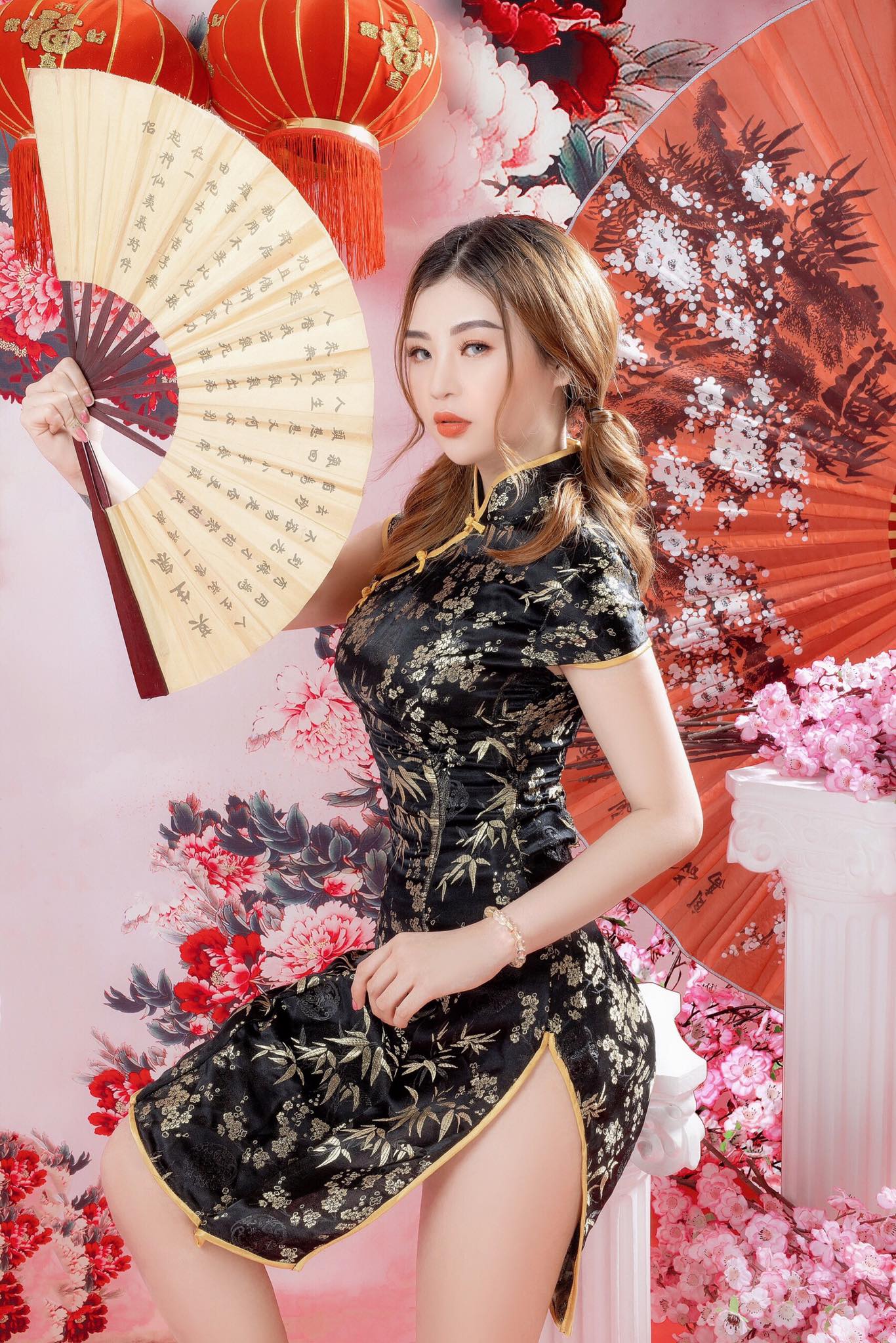 "Nàng tiểu tam" trong MV của Khánh Phương sở hữu body và gu thời trang vô cùng ấn tượng