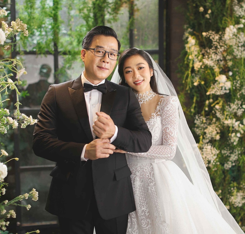 Hà Thanh Xuân có động thái gì sau một tuần đám cưới với "vua cá Koi"